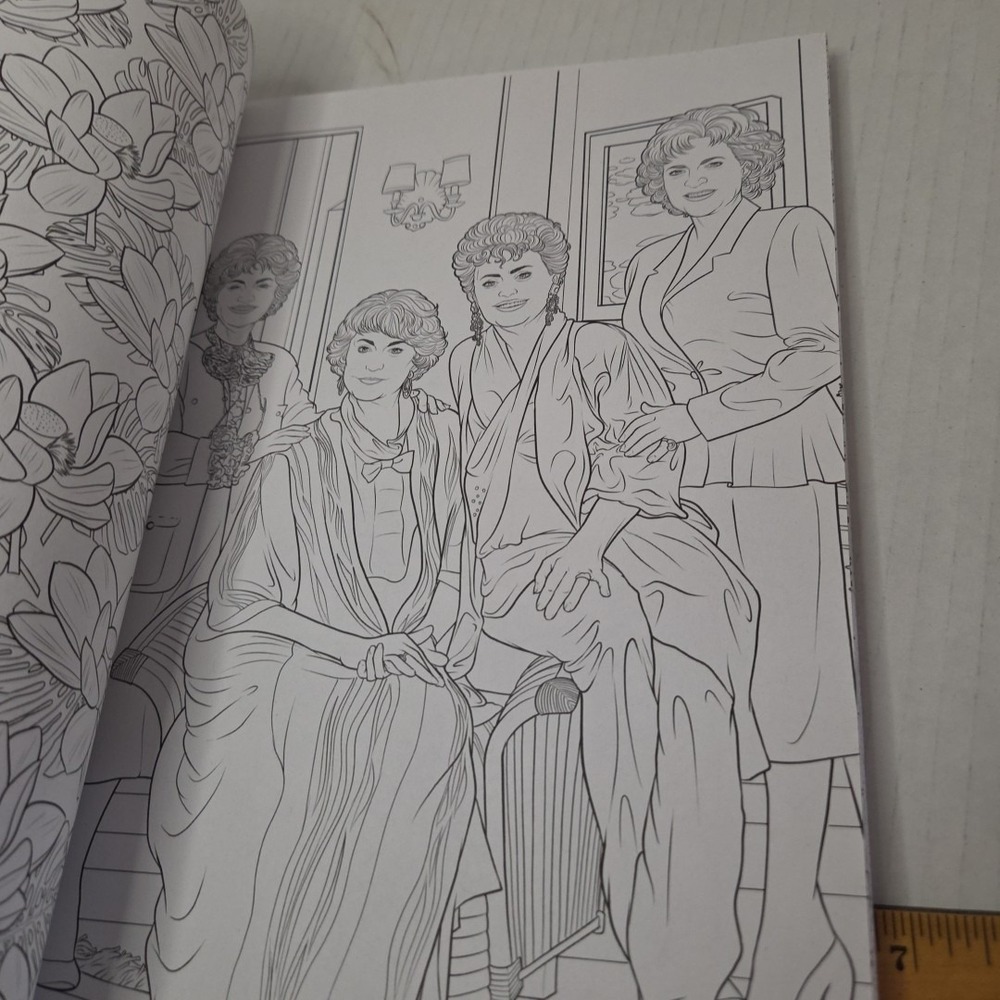 Art of Coloring: Golden Girls: 100 Images to Inspire Creativity - Picture 4 of 4